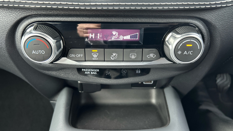 Nissan Juke 1.0 DiG-T 114 N-Connecta 5dr Petrol Hatchback